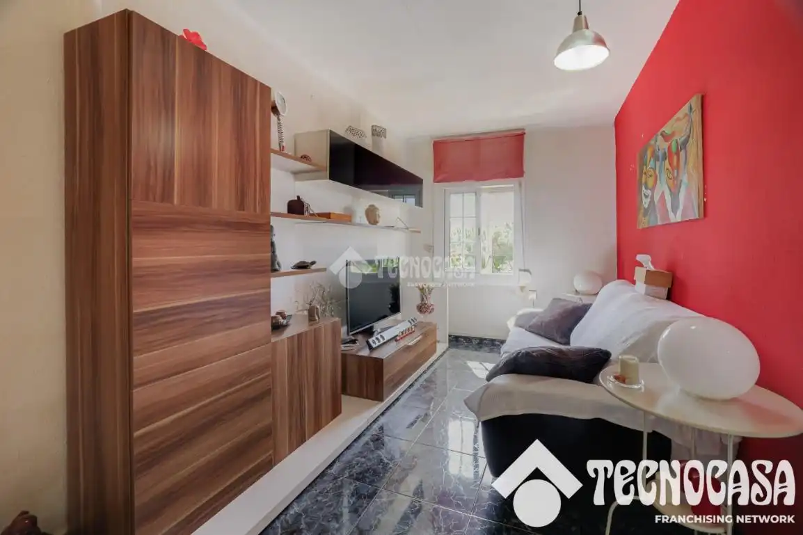 Habitación de Piso en venta en Badalona con Parquet