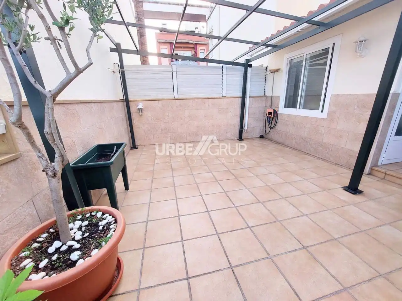 Terrassa de Casa o xalet en venda en Terrassa amb Calefacció i Alarma