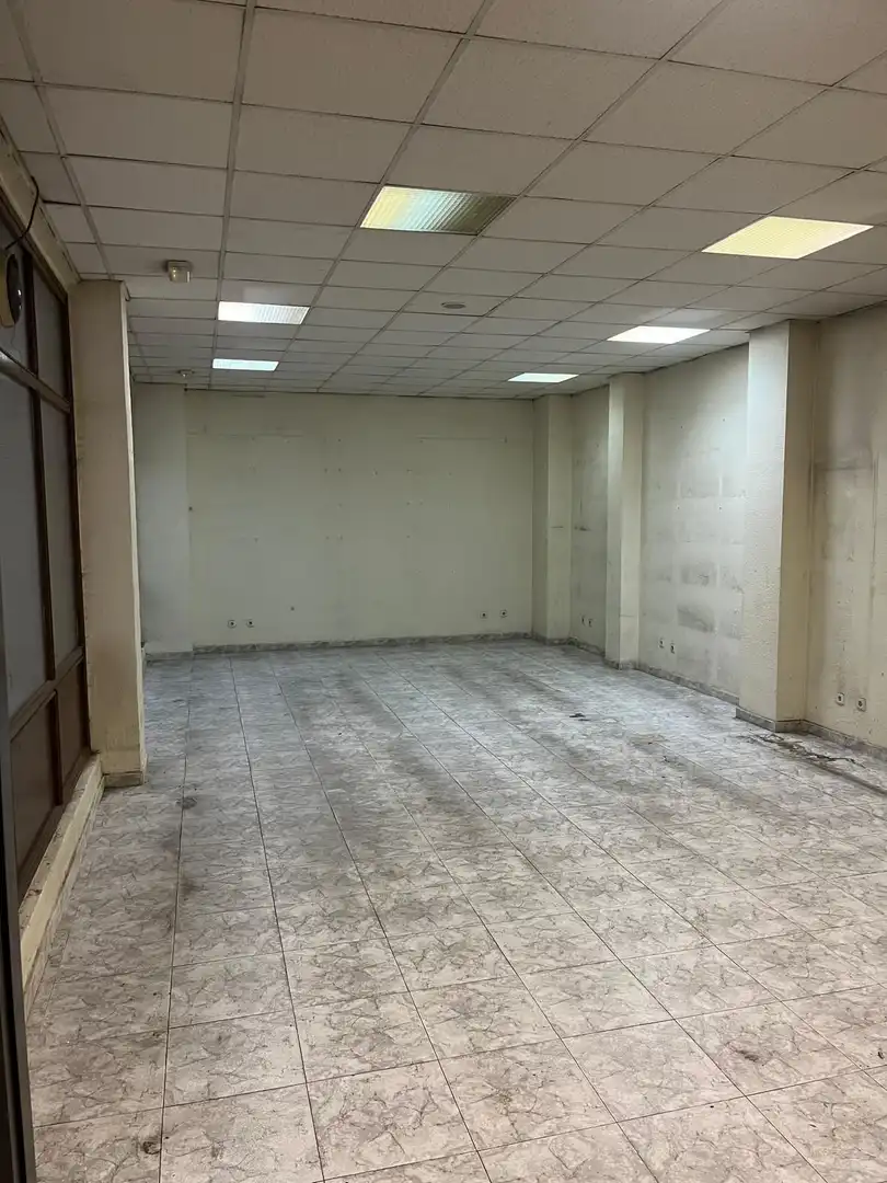 Local comercial en venda a Maria Agustin, imagen 5