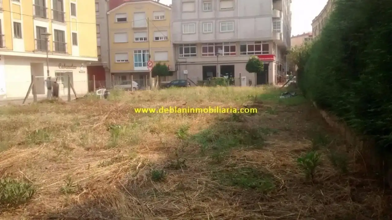 Residencial en venta en Cangas 