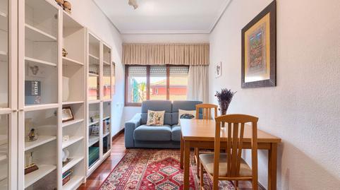 Foto 2 de Piso en venta en Zabalburu, Bizkaia