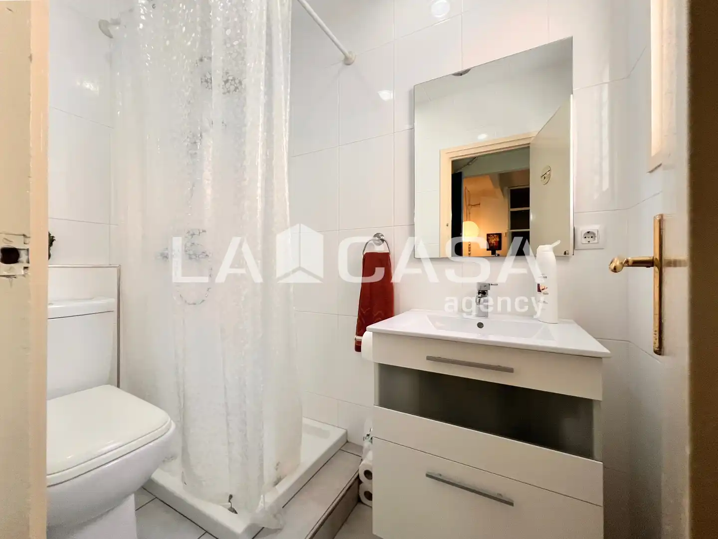 Badezimmer von Geschaftsraum zum Verkauf in Badalona