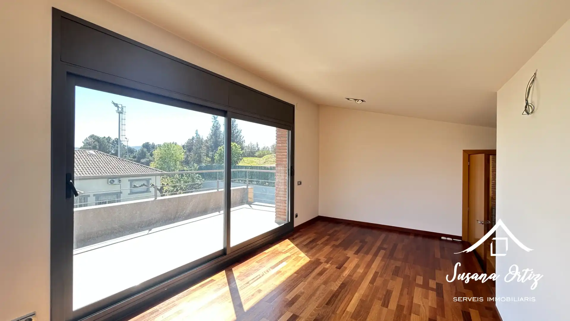Sala de estar de Casa o chalet en venta en Abrera con Aire acondicionado, Calefacción y Jardín privado