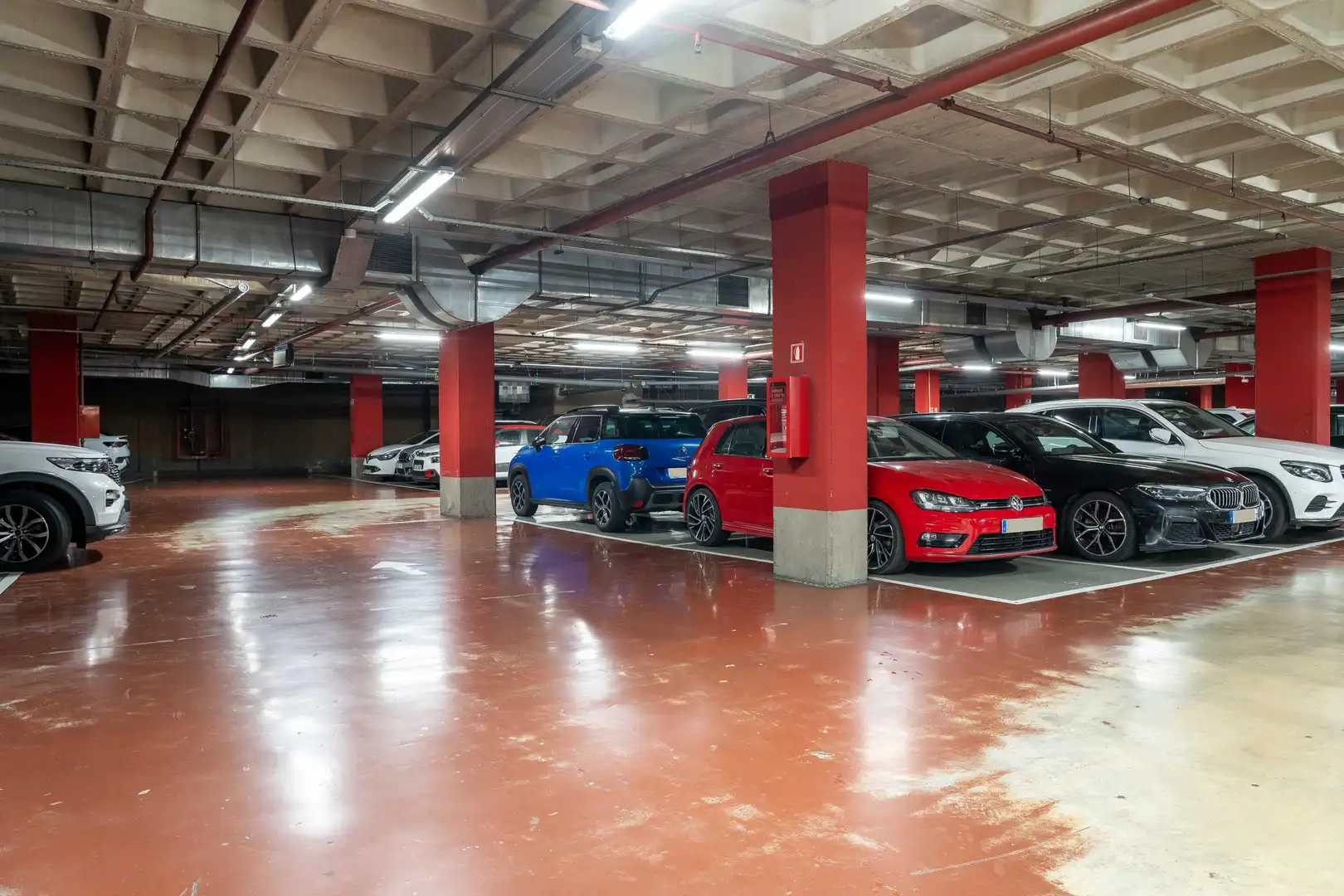 Parking of Storage room for rent in Reus