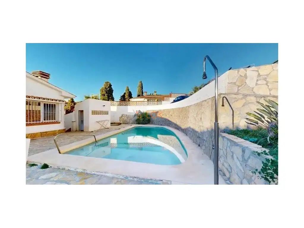 Piscina de Casa o chalet en venta en Vélez-Málaga