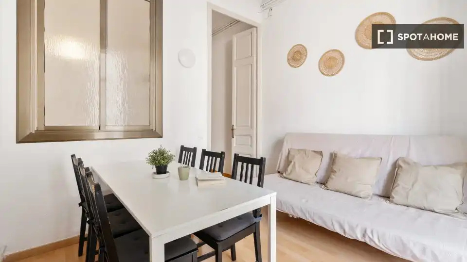 Flat with terrace to rent in Eixample, imagen 4