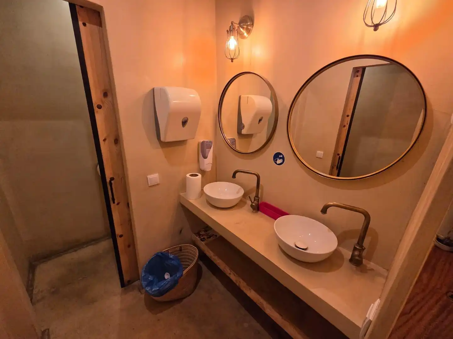 Business premises for transfer in El Puerto, imagen 73