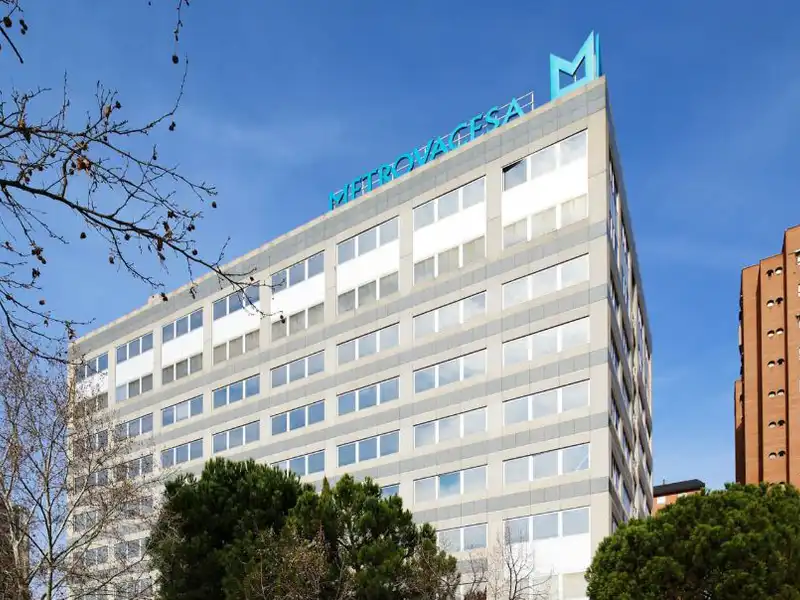 Vista exterior de Oficina de lloguer en Madrid