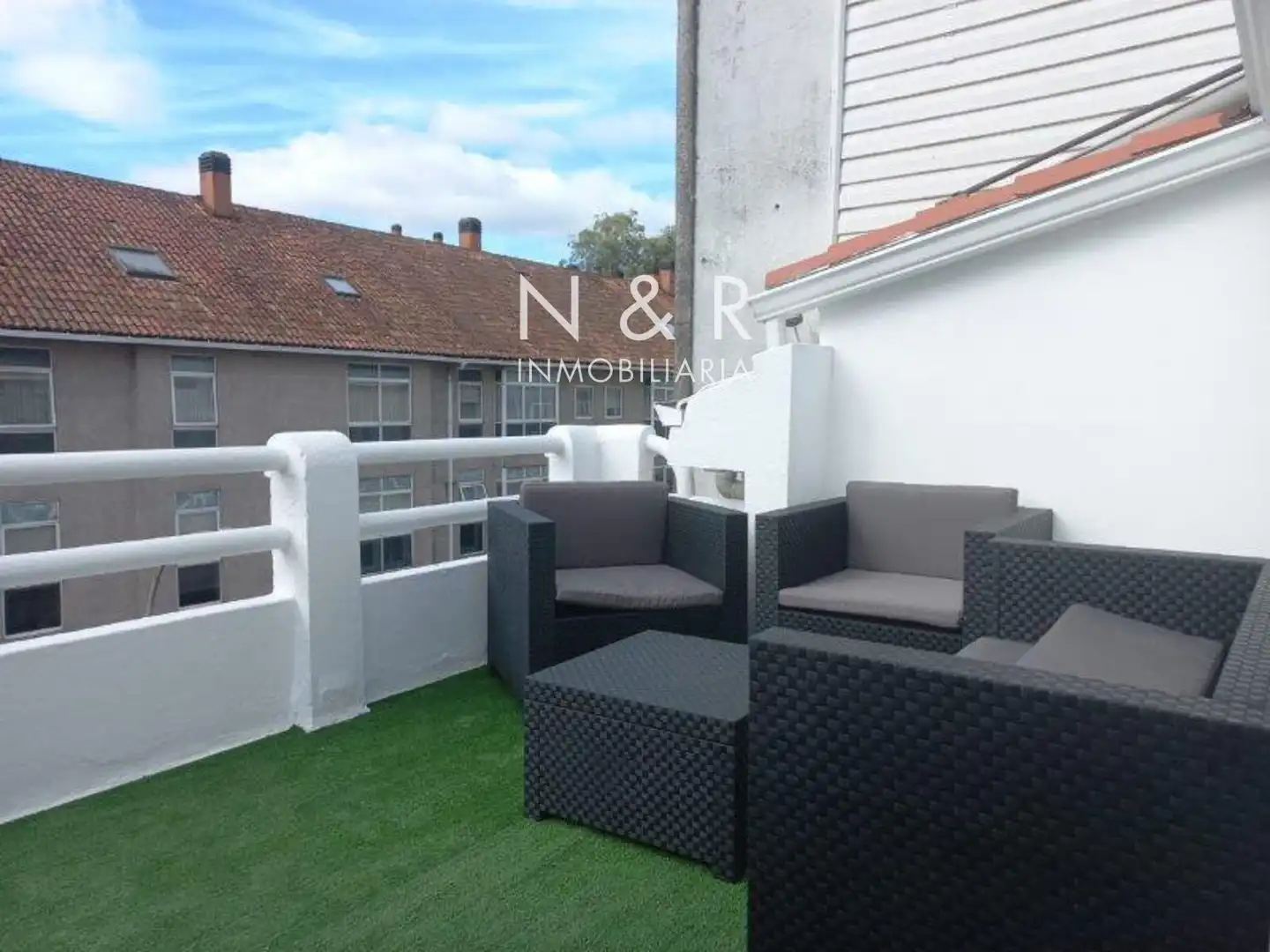 Terraza de Ático de alquiler en Santiago de Compostela  con Calefacción, Terraza y Amueblado
