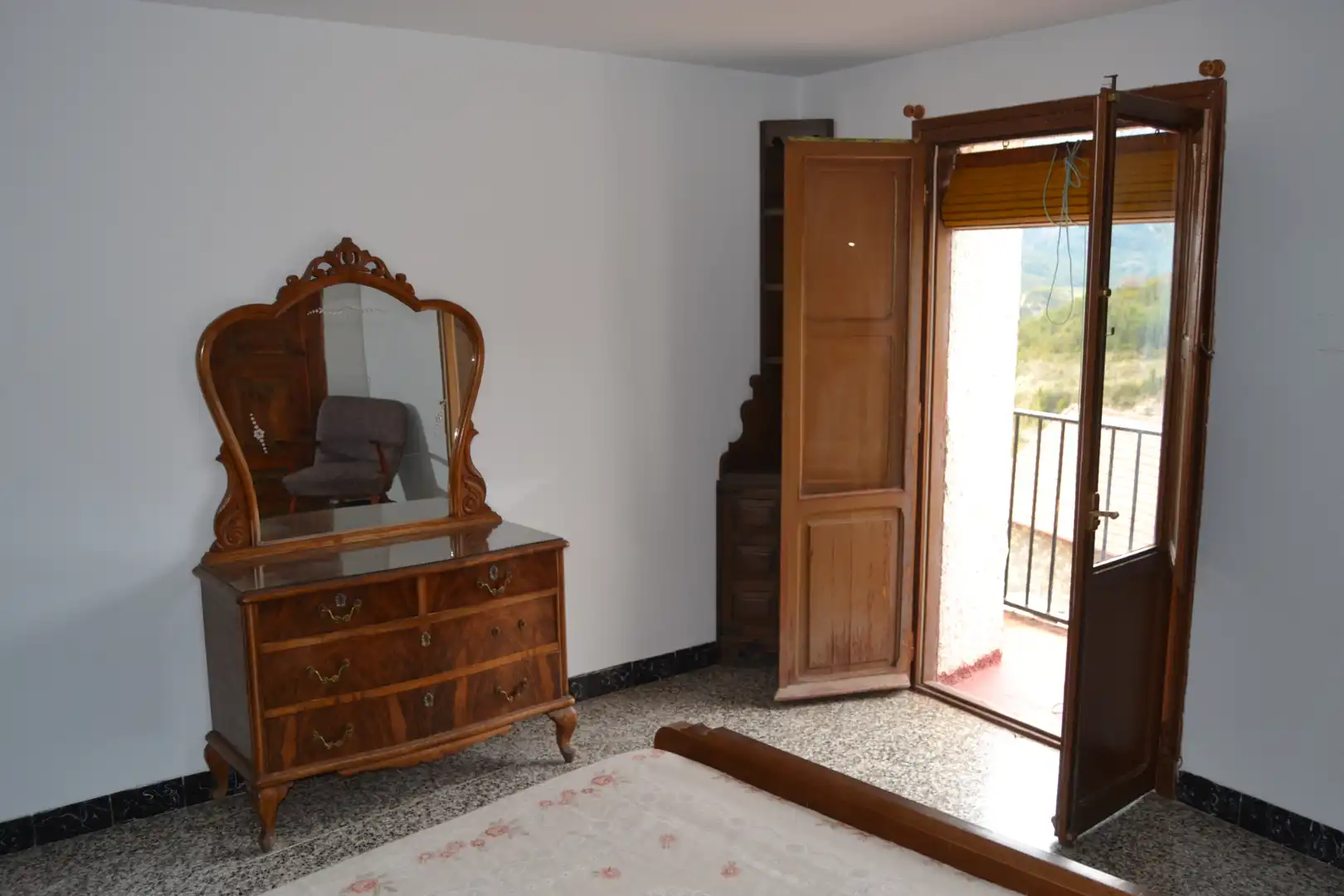 Habitación de Dúplex en venta en Jasa con Jardín privado, Terraza y Trastero