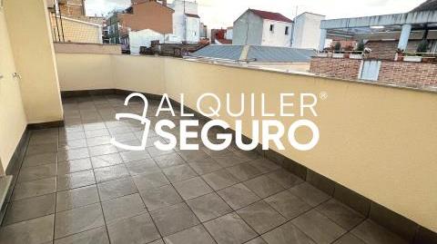 Foto 2 de Àtic de lloguer a Mendivil, Numancia, Madrid