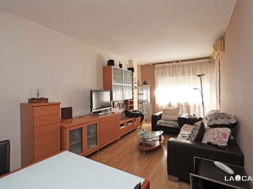 Appartamento con balcone in vendita a Carrer d'Elkano