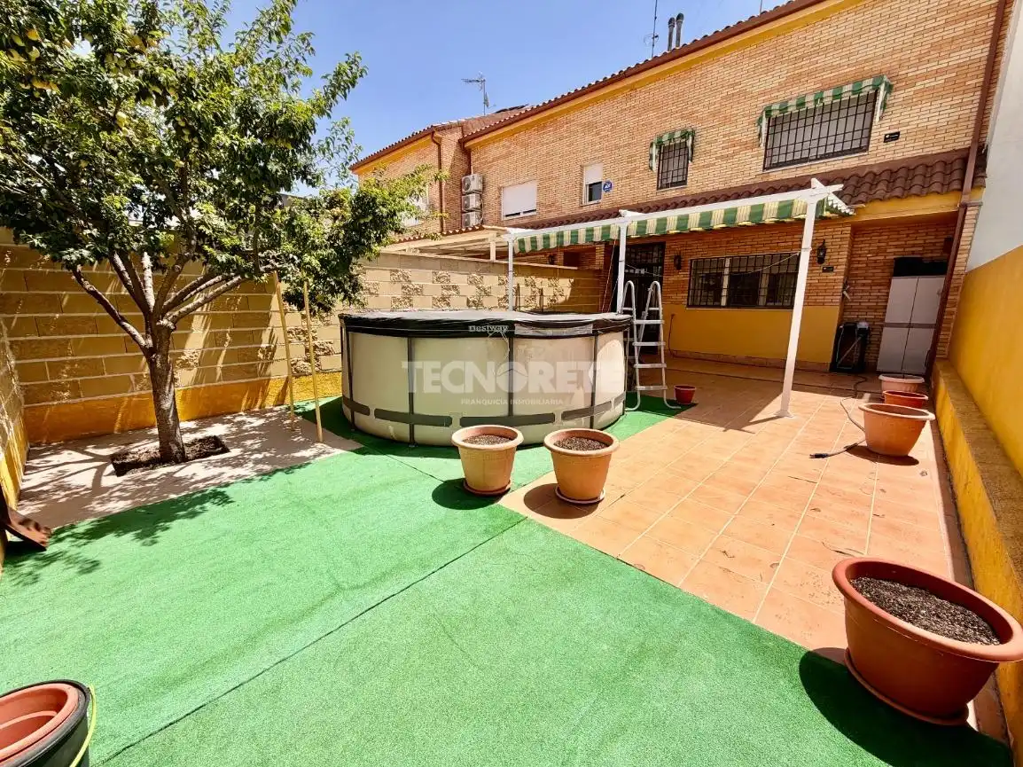Jardín de Casa adosada en venta en Illescas