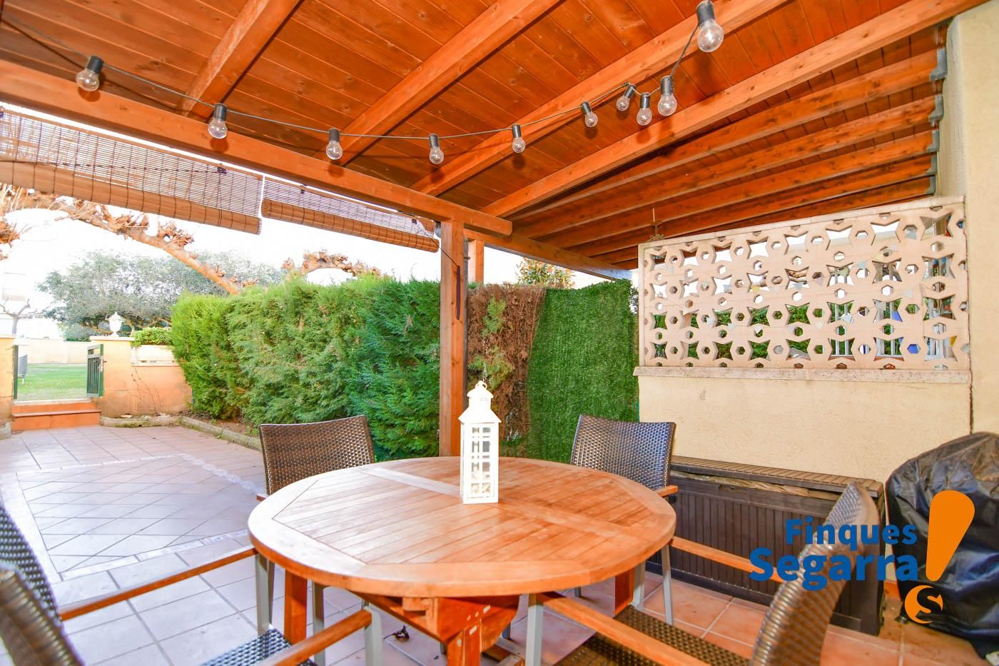 Terraza de Casa adosada en venta en Roda de Berà con Calefacción, Jardín privado y Terraza