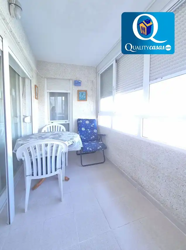 Piso con piscina en venta en Playa Muchavista, imagen 2