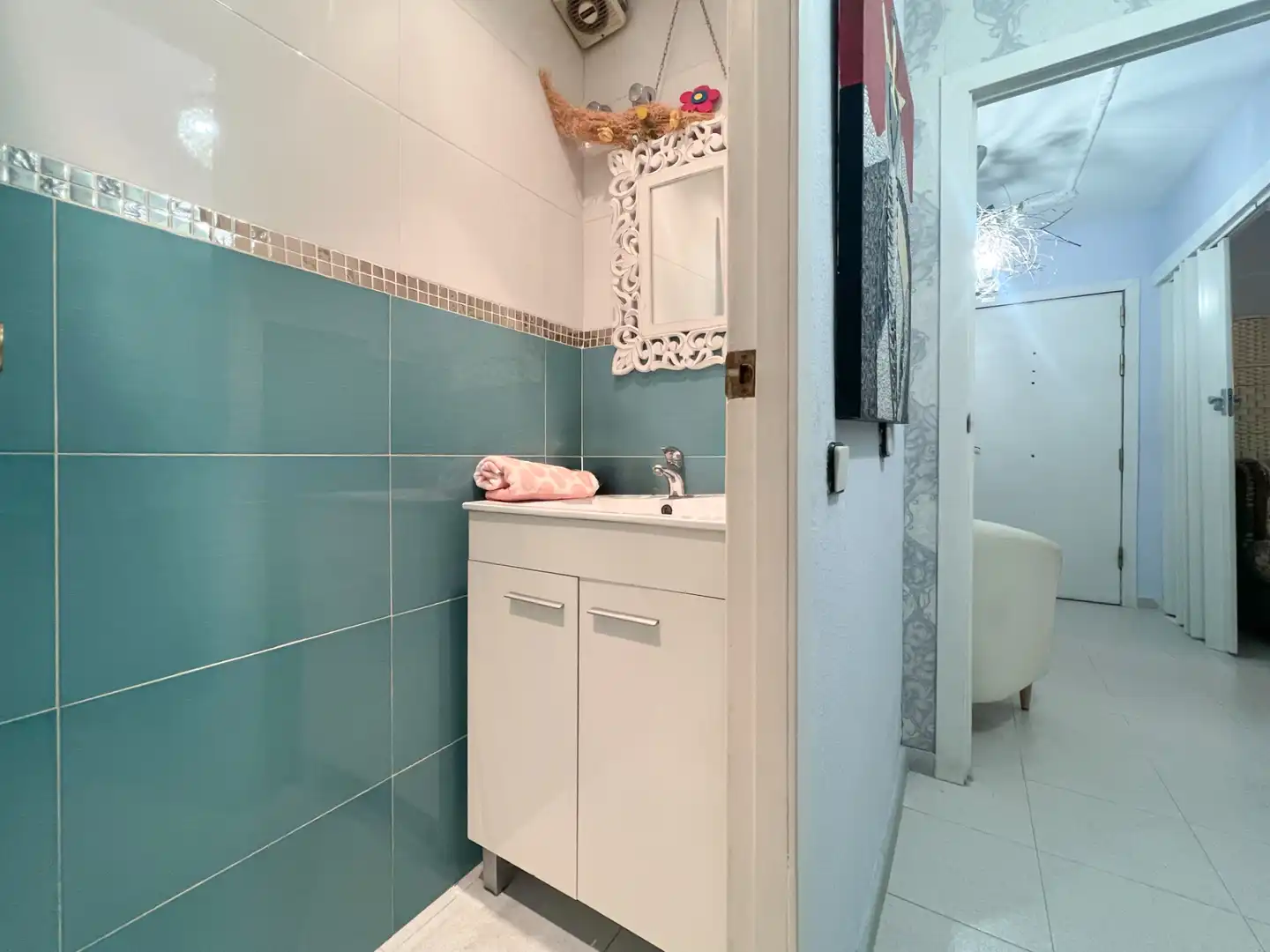 Badezimmer von Einfamilien-Reihenhaus zum Verkauf in Mollet del Vallès mit Klimaanlage, Heizung und Privatgarten