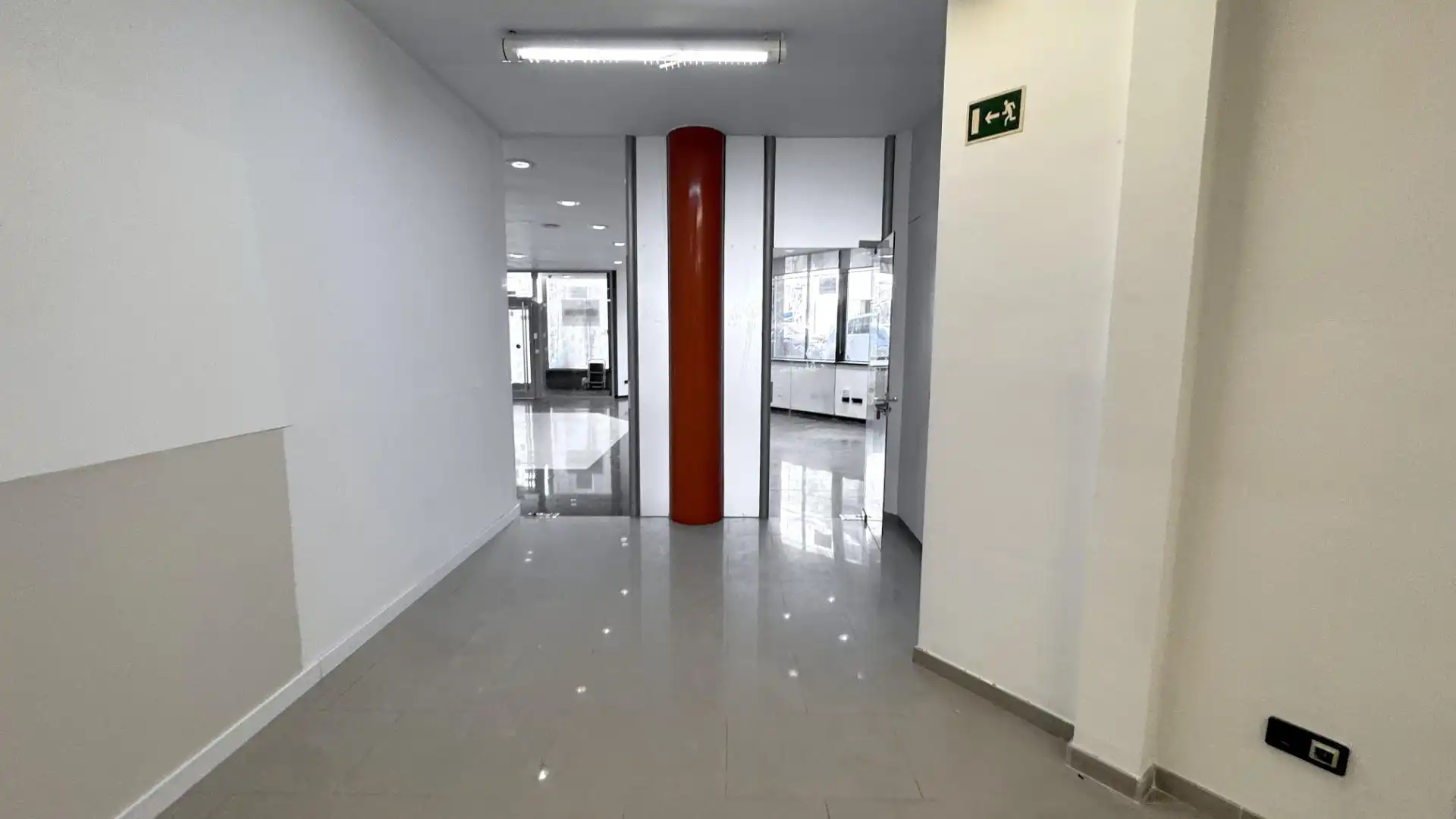 Local commercial à louer à Avenida JOSEP TARRADELLAS,DE, imagen 36