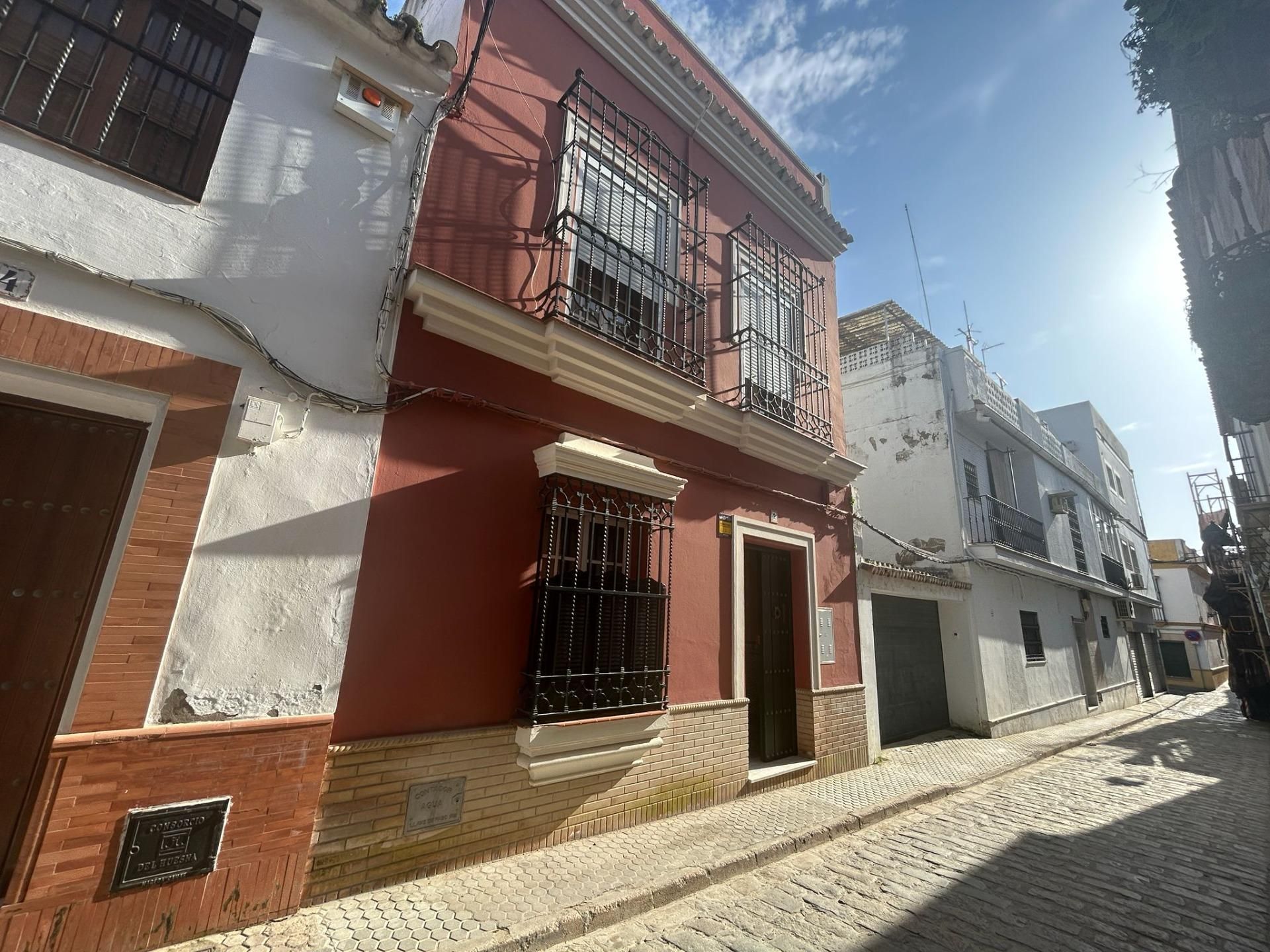 Exterior view of Houses for sale in Utrera