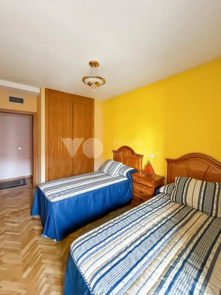 Habitación de Piso en venta en Boadilla del Monte con Aire acondicionado, Calefacción y Parquet