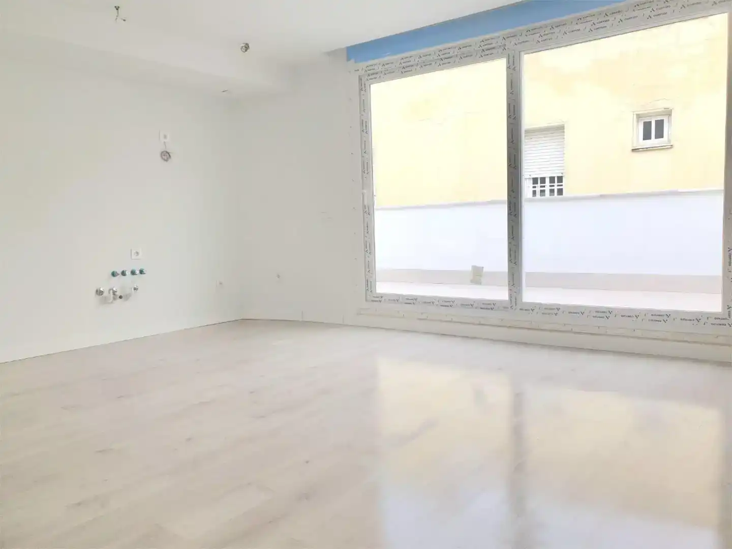 Sala d'estar de Àtic en venda en  Sevilla Capital amb Piscina