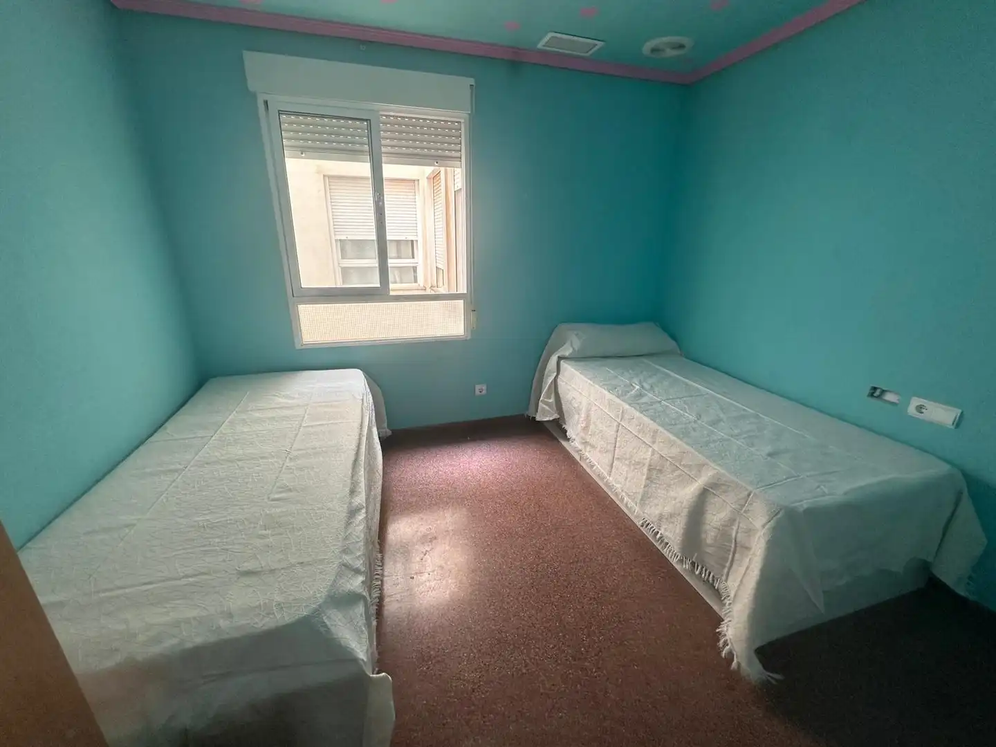 Habitación de Piso en venta en Crevillent con Balcón