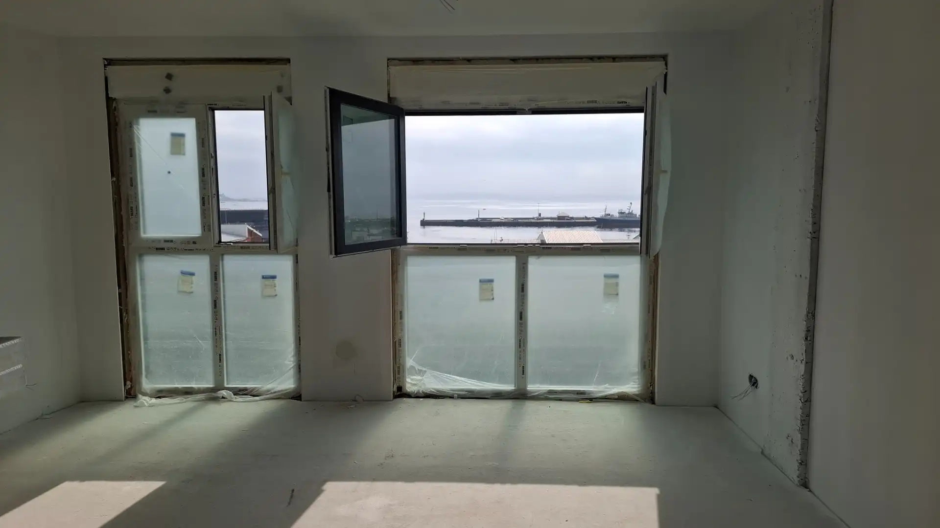 Terrassa de Pis en venda en Ribeira amb Calefacció, Parquet i Traster