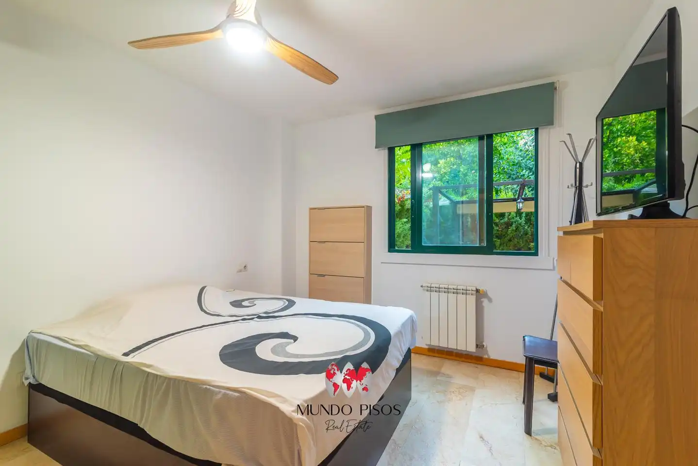 Bajo con terraza en venta en calle de Juan Gris, imagen 16