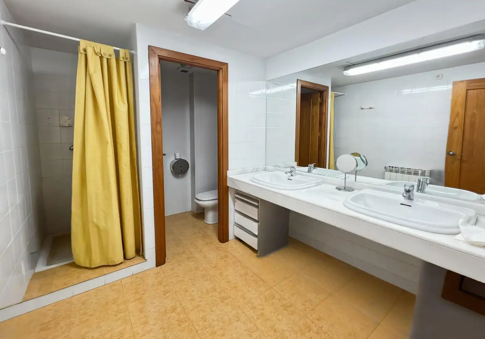 Bathroom of Country homes for sale in Buitrago del Lozoya  with Air Conditioner and Alarm