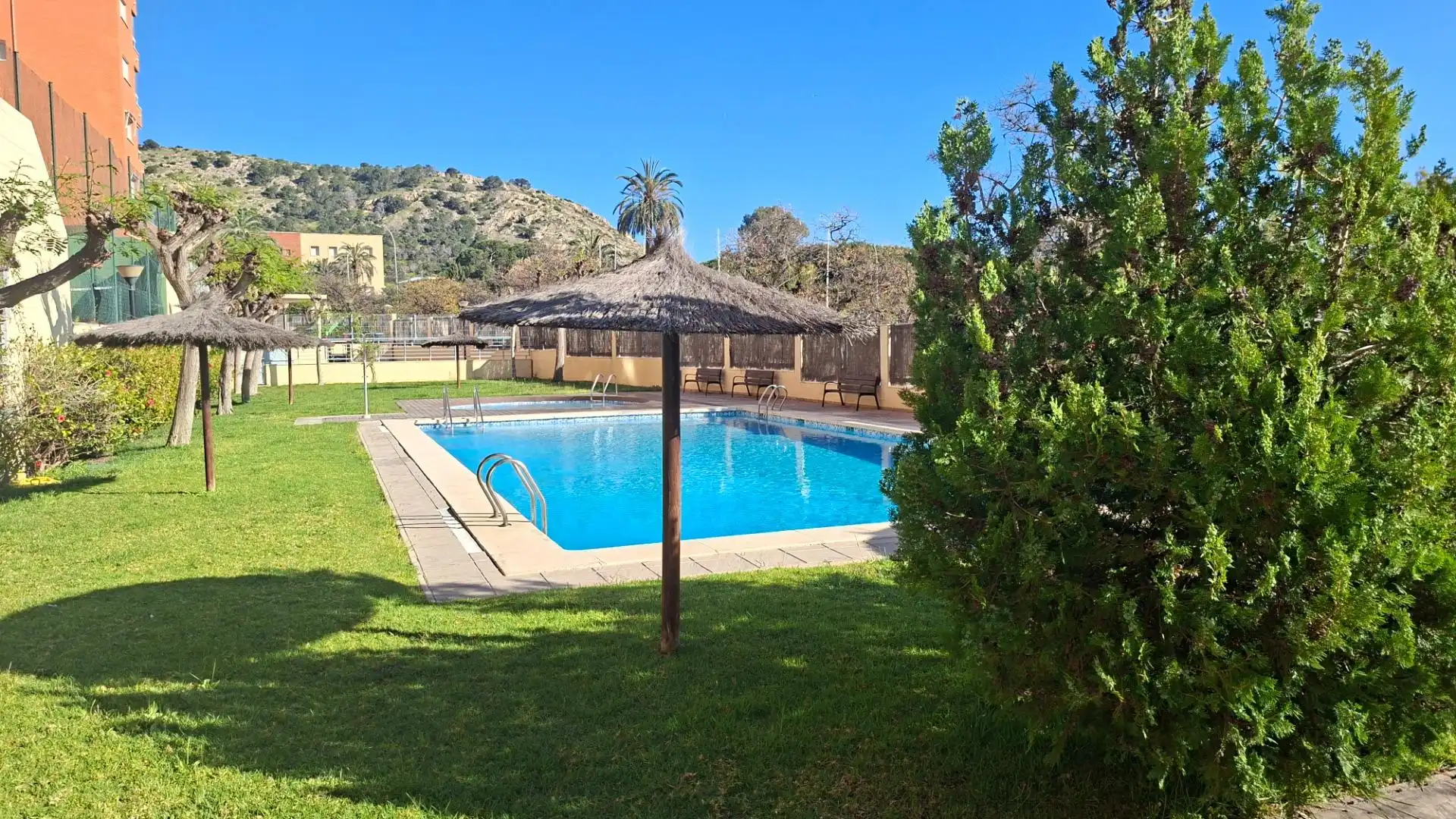 Swimming pool of Flat for sale in Alicante / Alacant  with Terrace and Storage room