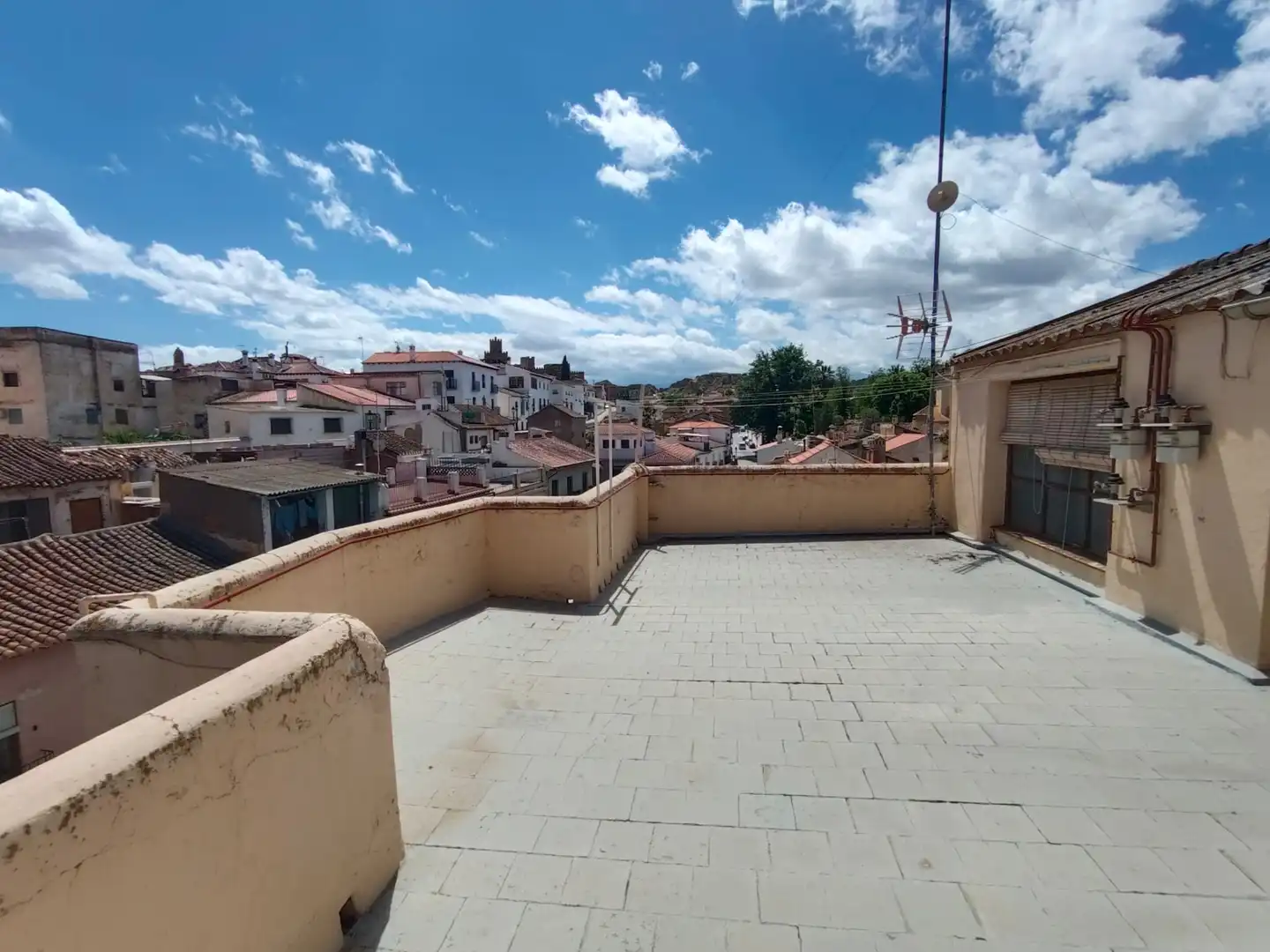 Terrassa de Pis en venda en Guadix amb Aire condicionat, Terrassa i Moblat