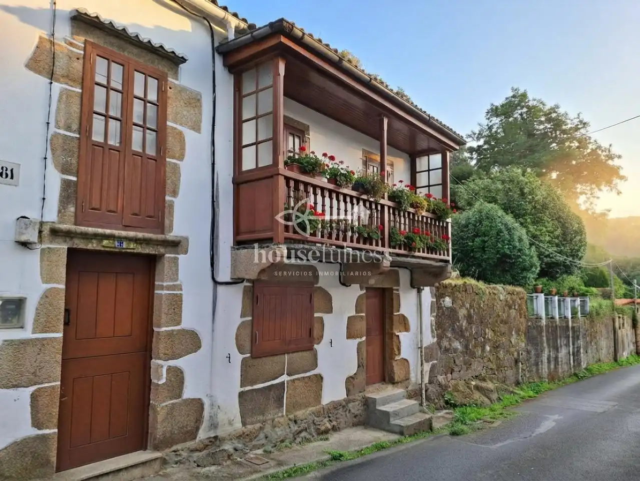 Casa rustica con giardino in vendita a Área Rural