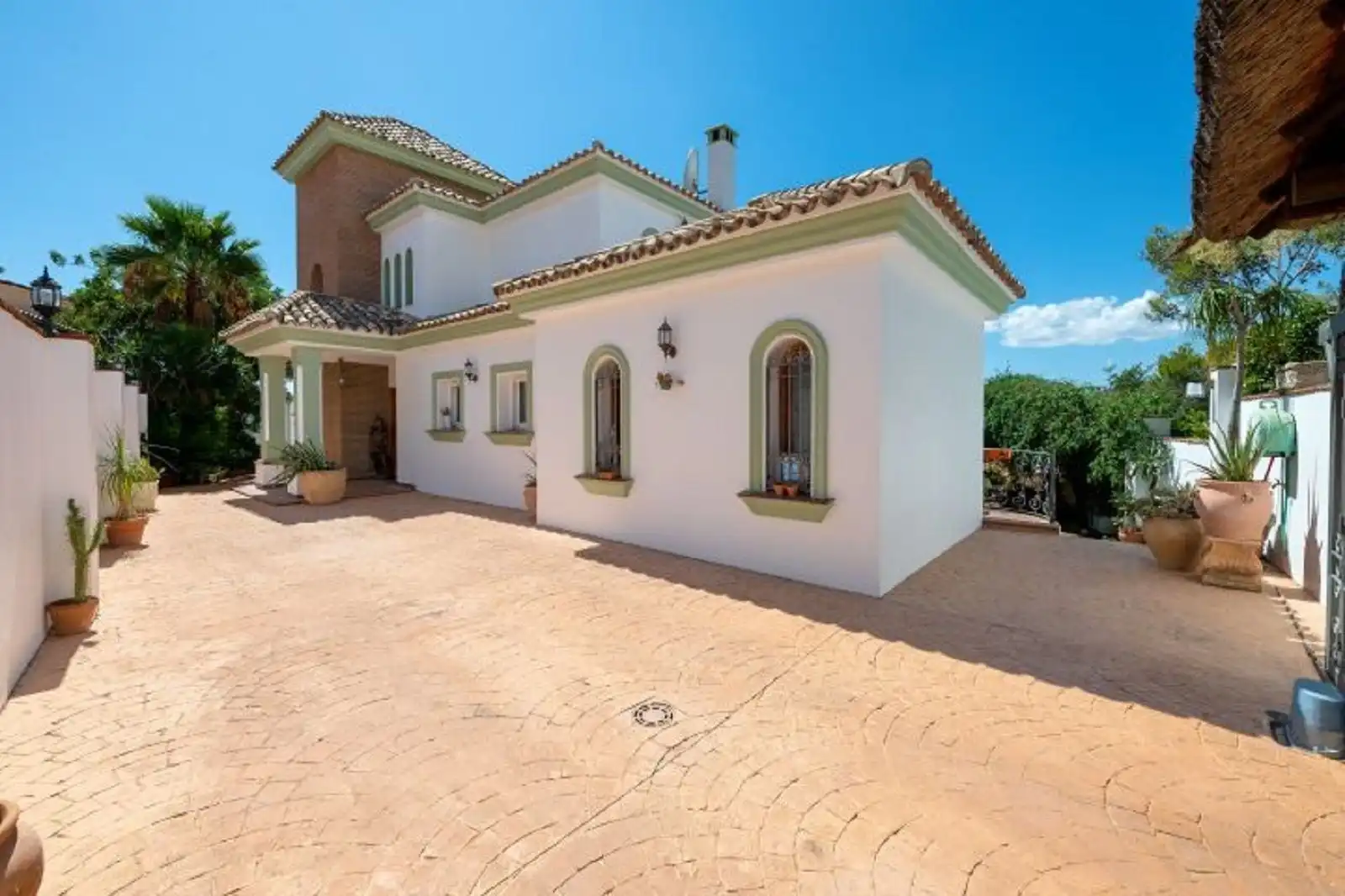 Casa amb piscina en venda a Istán, imagen 3