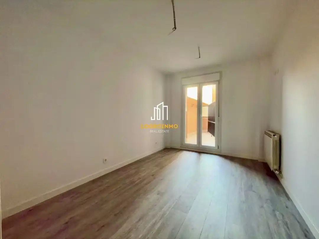 Piso con ascensor en venta en Lardero, imagen 16