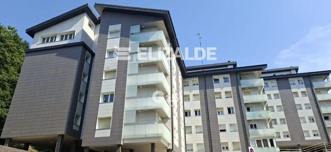 Flat with terrace for sale in Antiguo, imagen 2