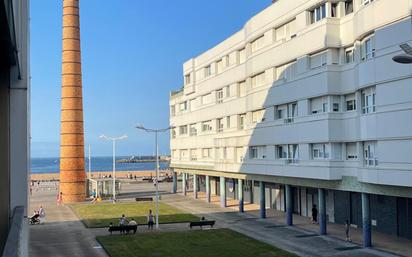 Vista exterior de Pis de lloguer en Gijón  amb Terrassa