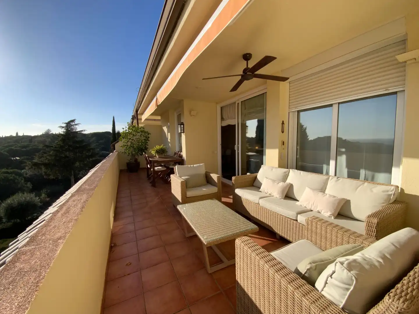 Terrasse von Wohnung zum Verkauf in Sant Vicenç de Montalt mit Klimaanlage, Heizung und Abstellraum