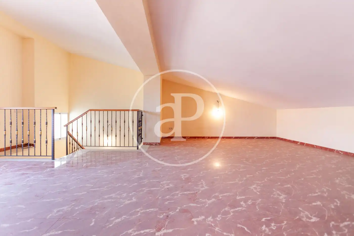 Casa adosada en venta en Benifaió