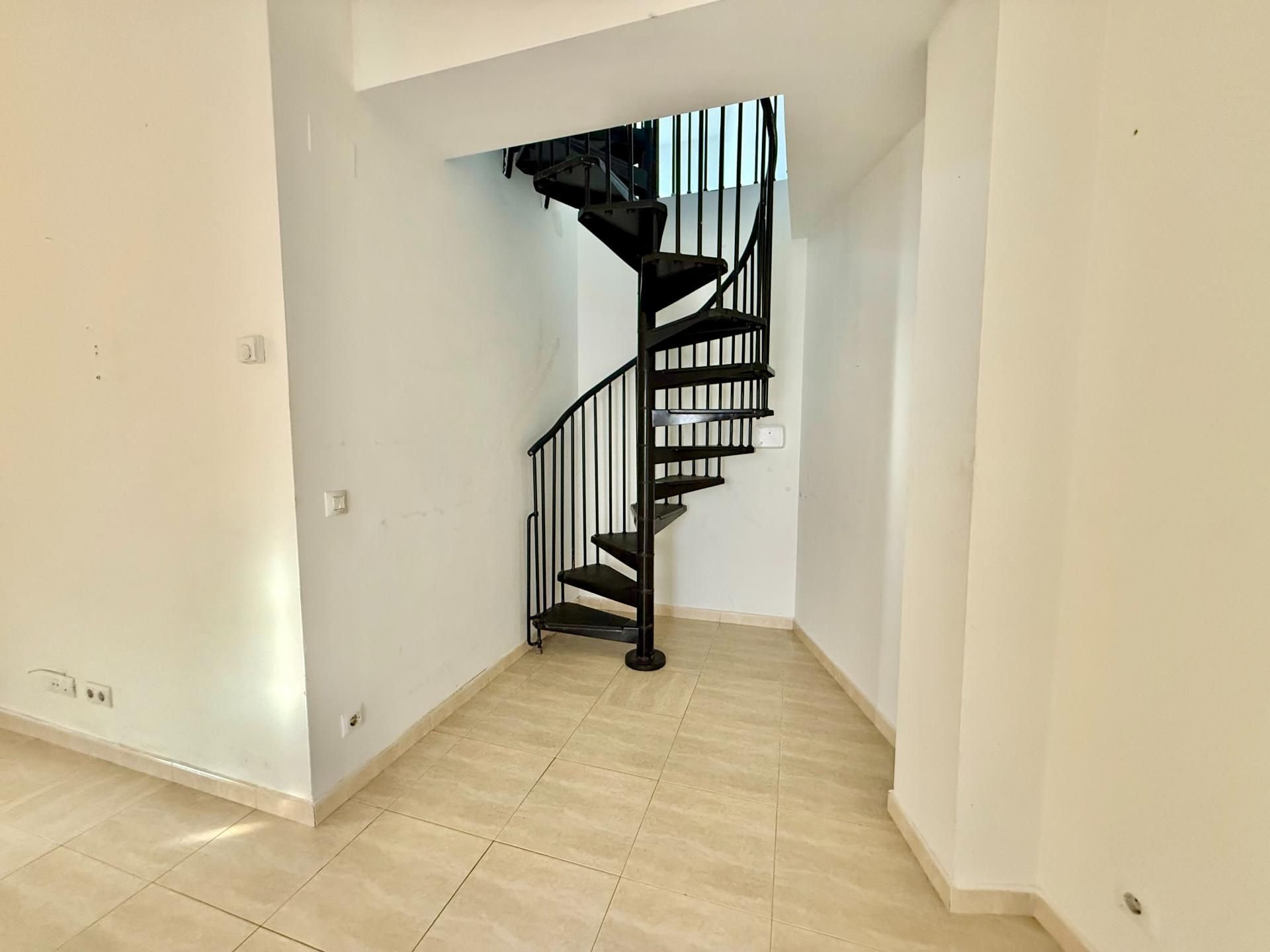 Duplex for sale in Llagostera