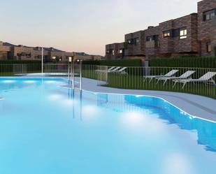 Piscina de Casa adosada en venda en Boadilla del Monte amb Terrassa i Piscina comunitària