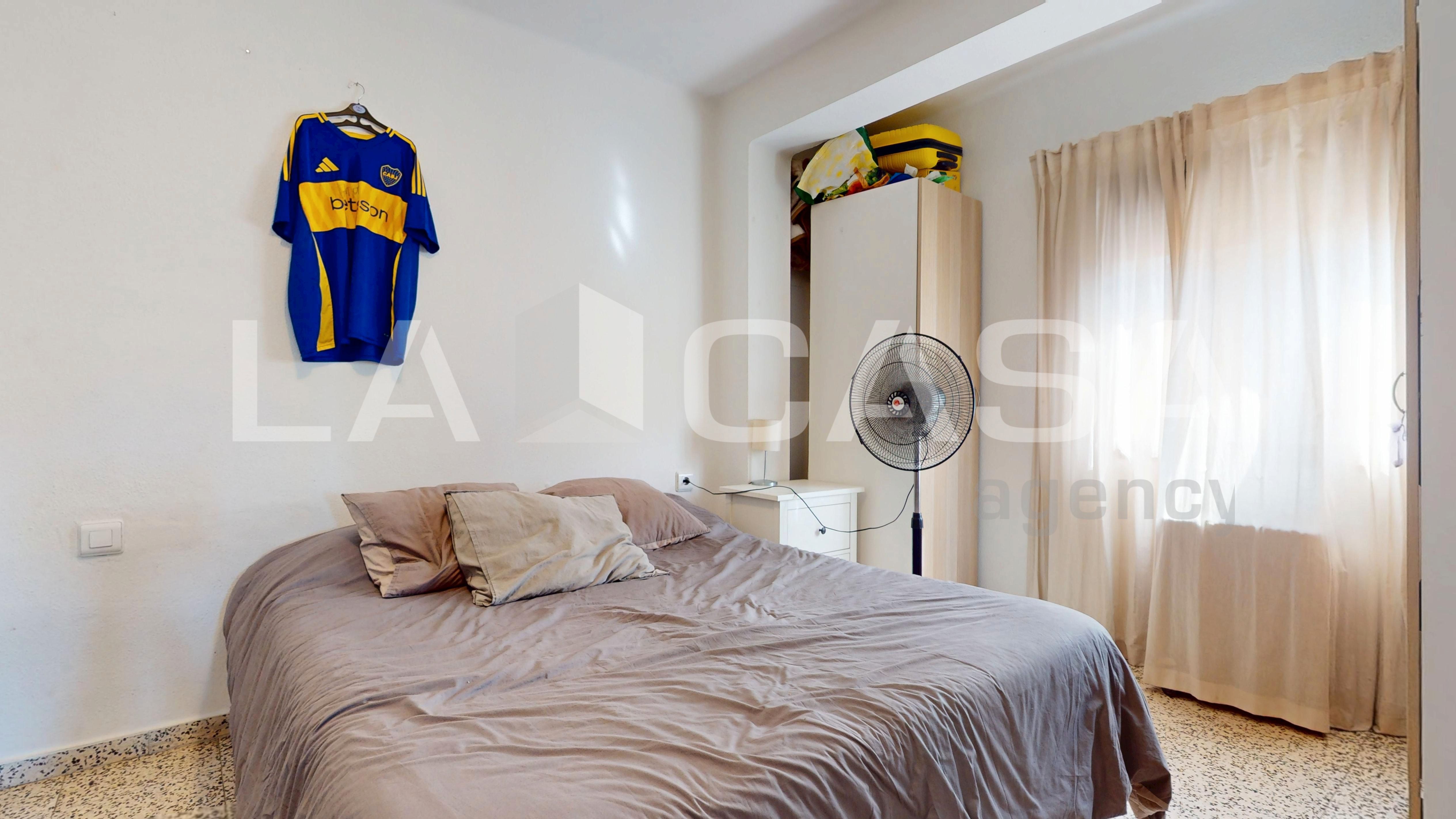 Habitación de Piso en venta en  Valencia Capital con Balcón