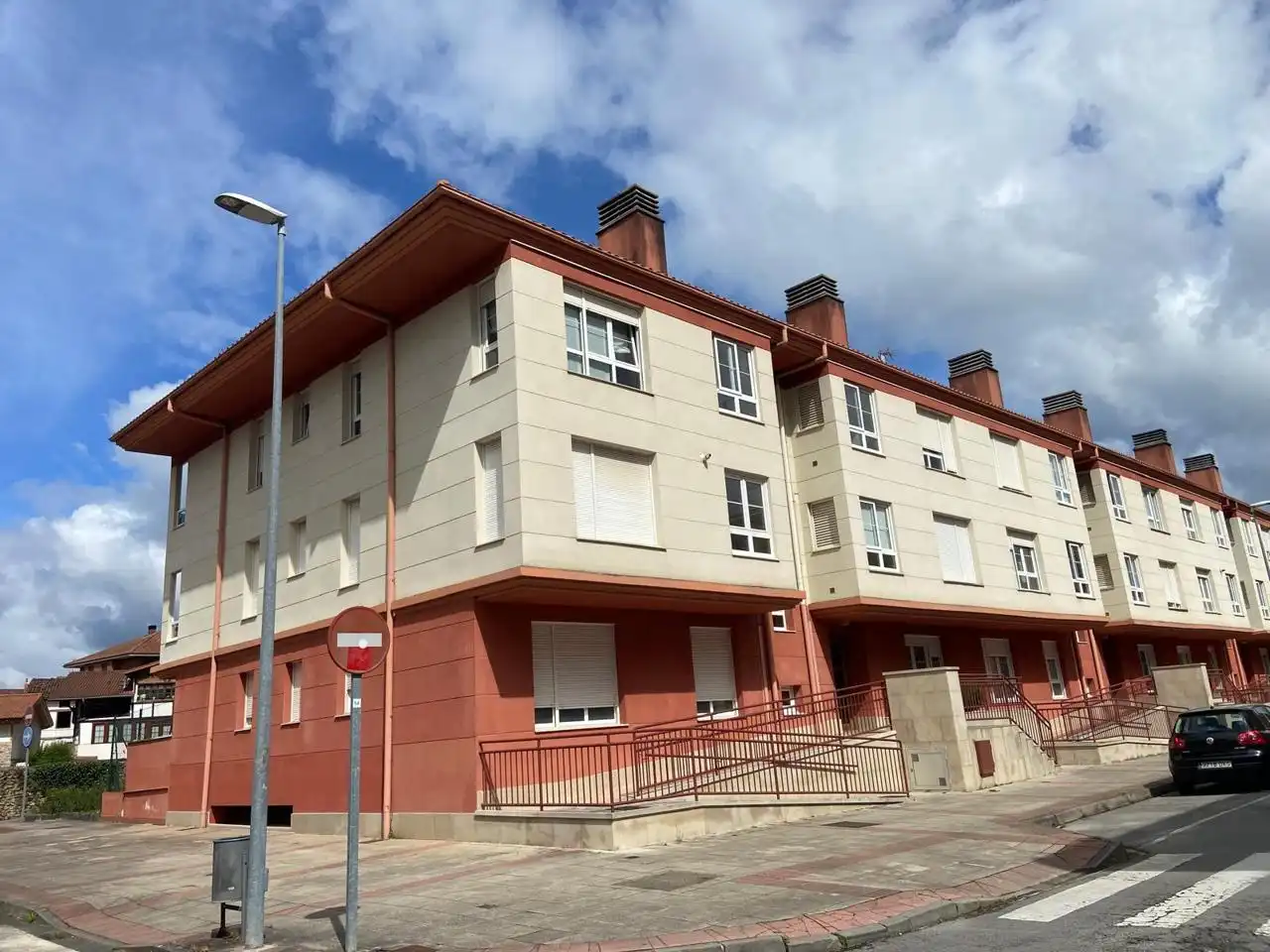 Vista exterior de Piso en venta en Otxandio con Calefacción y Balcón