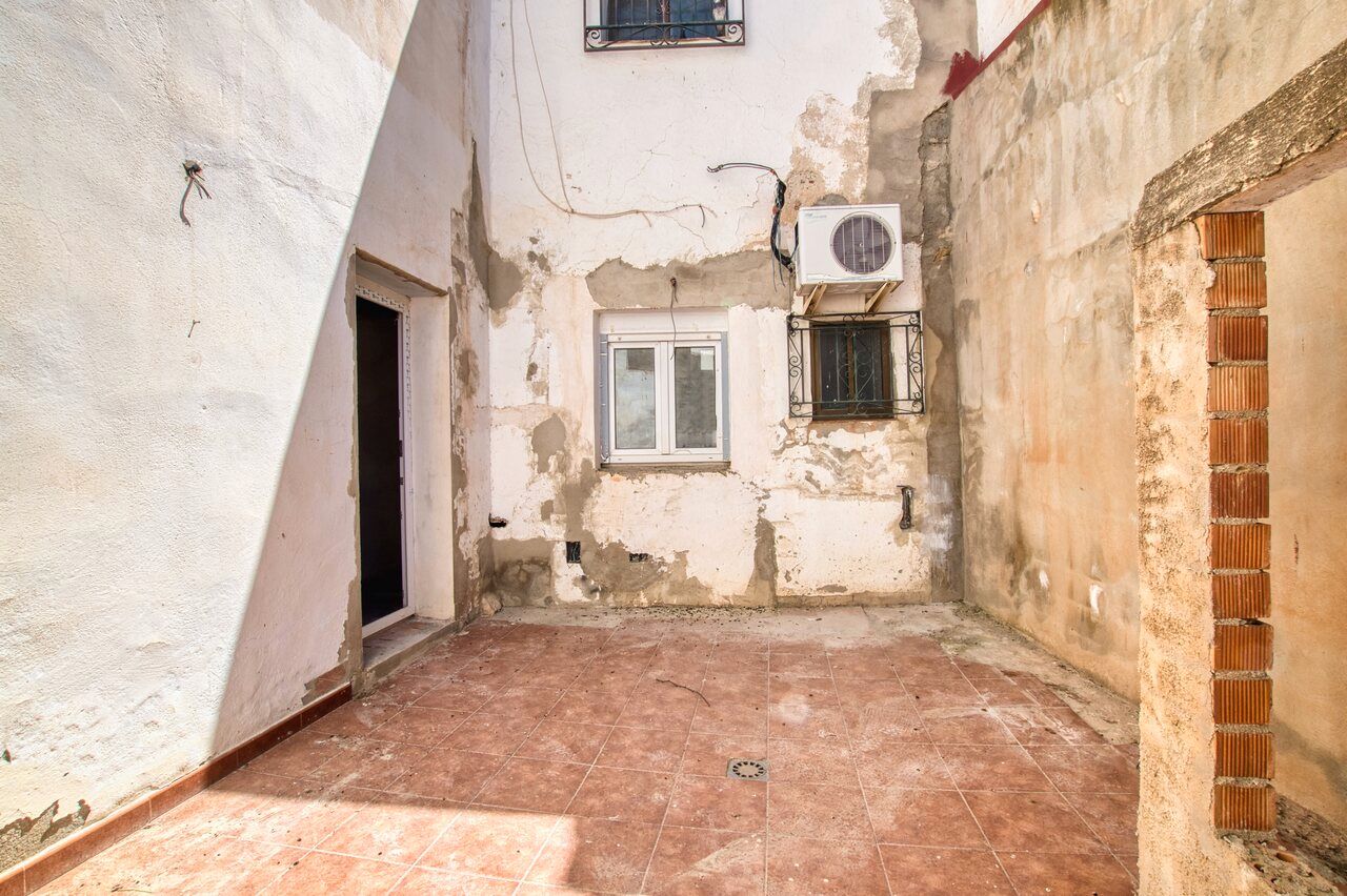 Country house for sale in Periana