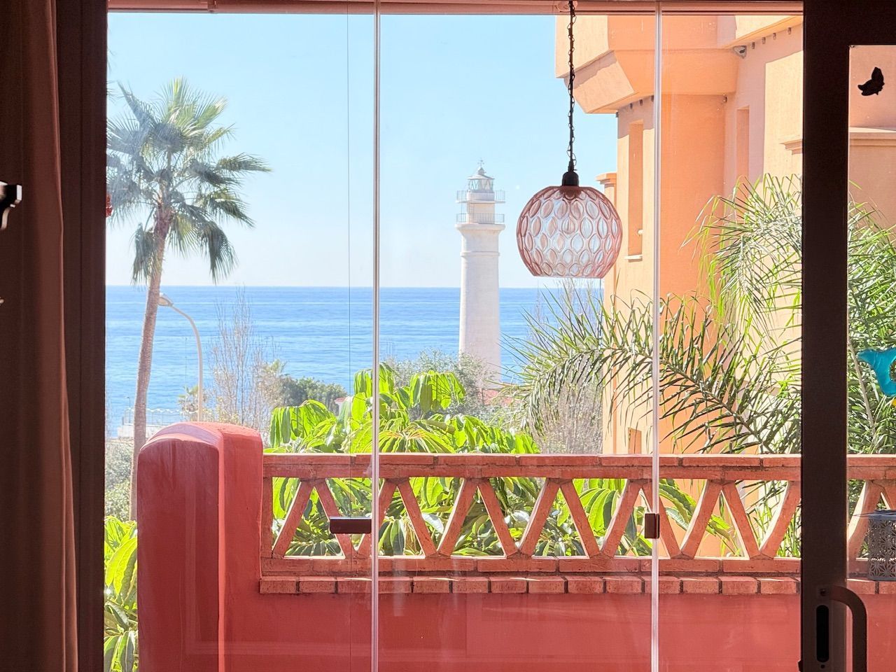 Vista exterior de Piso en venta en Torrox con Aire acondicionado, Calefacción y Terraza