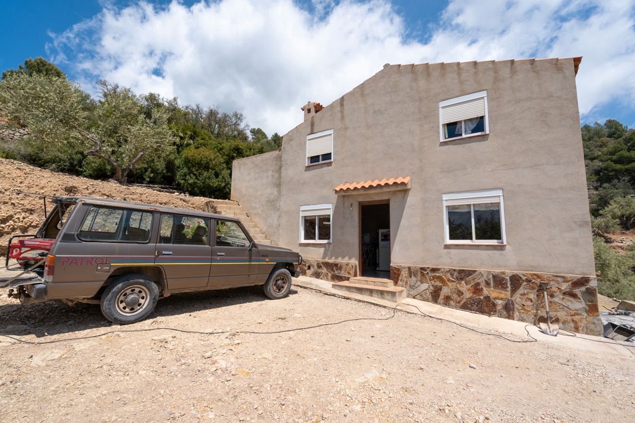 Vista exterior de Finca rústica en venda en Tortosa amb Traster