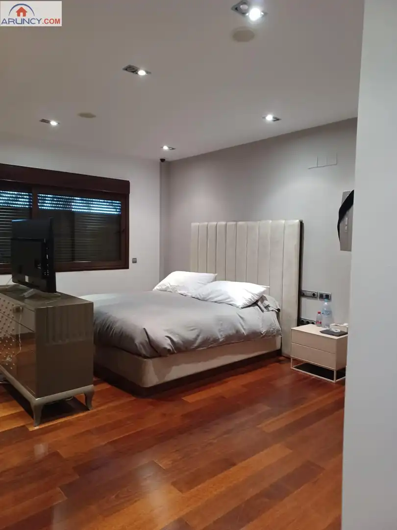 Dormitori de Casa o xalet en venda en Alcalá de Guadaira amb Aire condicionat, Jardí privat i Traster