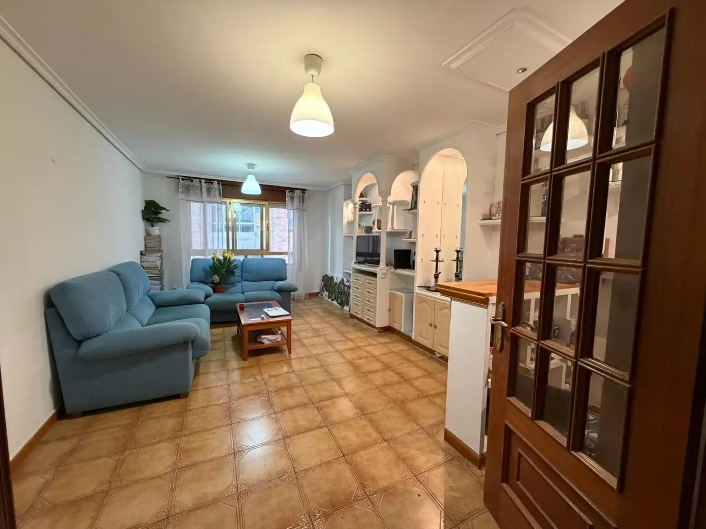 Sala d'estar de Pis en venda en Ponferrada amb Moblat i Balcó