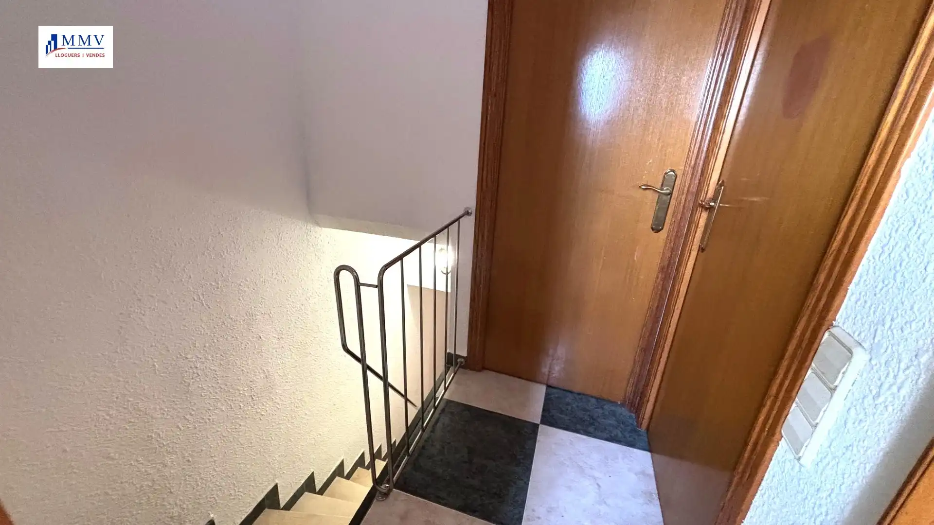 Casa adosada en venda a Mas Baell - Can Carbó