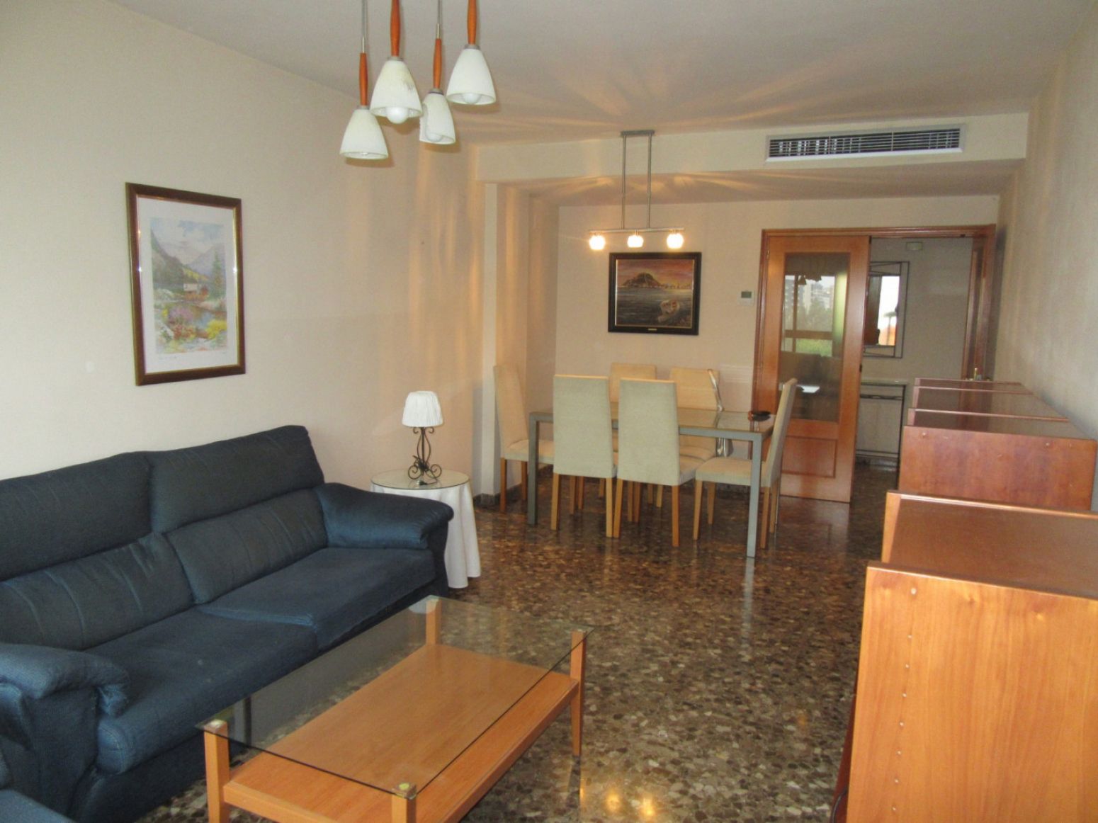 Living room of Flat to rent in  Valencia Capital  with Air Conditioner, Furnished and Balcony