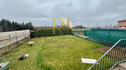 Foto 5 de Casa adosada en venda a Calle Bargaña, 7, Valverde de la Virgen, León