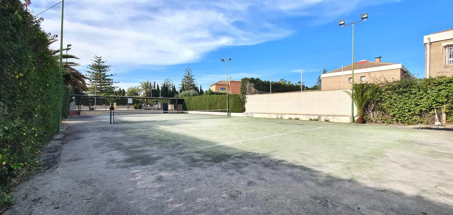 Vista exterior de Casa o xalet en venda en Sant Joan d'Alacant amb Aire condicionat, Calefacció i Jardí privat